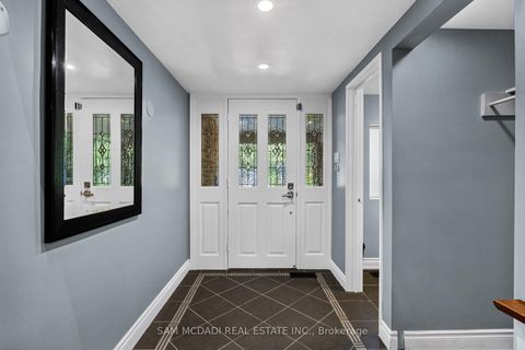 Photo 2 at 188 Birkdale Road, Bendale, Toronto