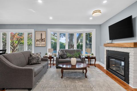 Photo 5 at 188 Birkdale Road, Bendale, Toronto