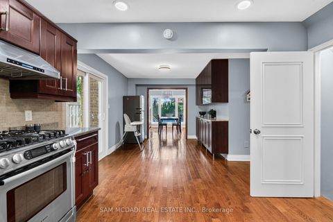 Photo 11 at 188 Birkdale Road, Bendale, Toronto