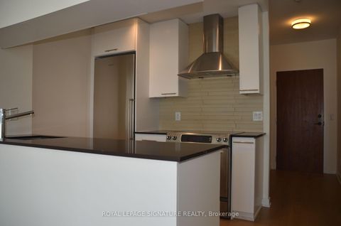 Photo 14 at 914 - 1 Market Street, Waterfront Communities C8, Toronto