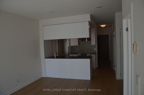 Photo 17 at 914 - 1 Market Street, Waterfront Communities C8, Toronto