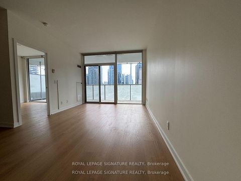Photo 27 at 914 - 1 Market Street, Waterfront Communities C8, Toronto