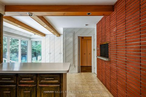 Photo 18 at 2 Colvestone Road, Windfields, Toronto