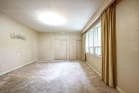 Photo 32 at 2 Colvestone Road, Windfields, Toronto