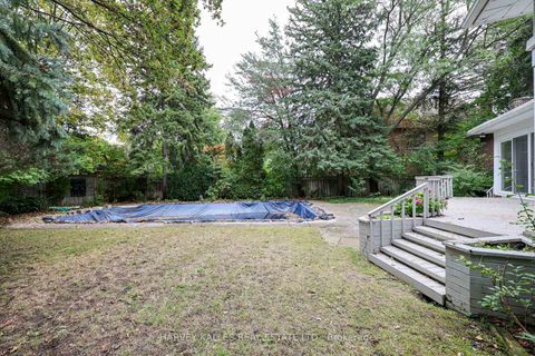 Photo 49 at 2 Colvestone Road, Windfields, Toronto