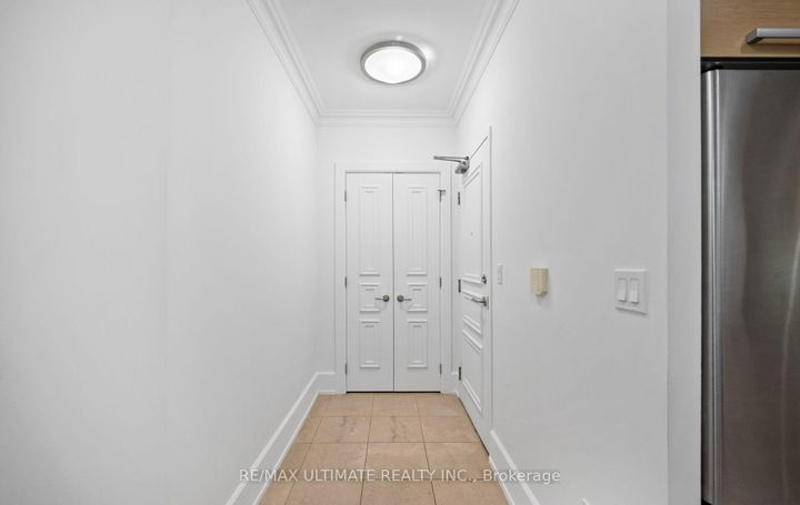 Photo 22 at 303c - 662 Sheppard Avenue, Bayview Village, Toronto