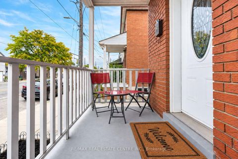 Photo 4 at 665 Jane Street, Smythe, Toronto