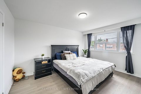 Photo 20 at 665 Jane Street, Smythe, Toronto