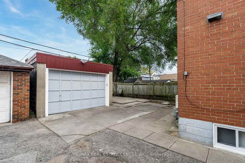 Photo 34 at 665 Jane Street, Smythe, Toronto