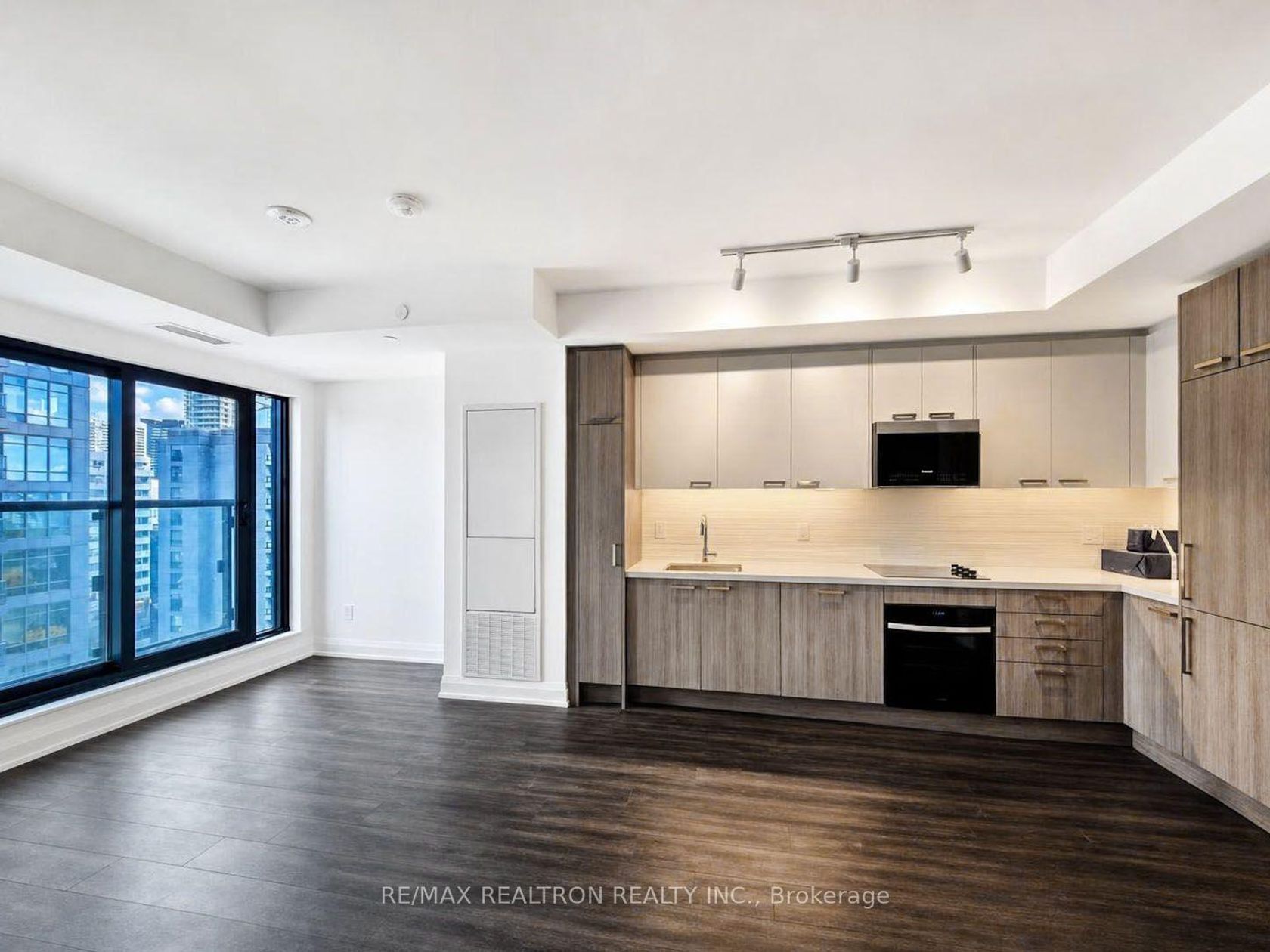 1109 - 20 Soudan Avenue, Mount Pleasant West, Toronto 