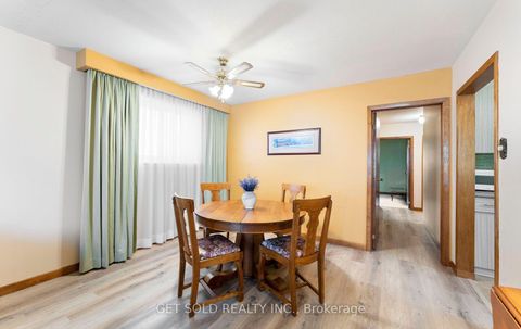 Photo 5 at 22 Almayo Crescent, Clairville, Toronto