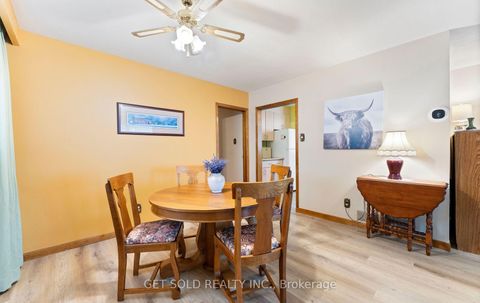 Photo 7 at 22 Almayo Crescent, Clairville, Toronto