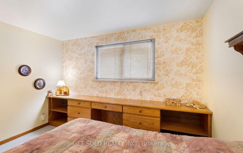 Photo 17 at 22 Almayo Crescent, Clairville, Toronto