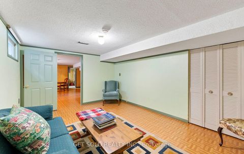 Photo 33 at 22 Almayo Crescent, Clairville, Toronto