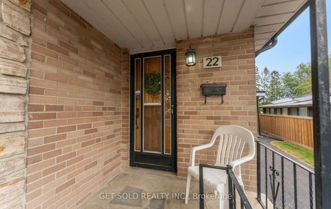 Photo 46 at 22 Almayo Crescent, Clairville, Toronto