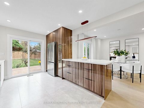 Photo 9 at 14 Lund Street, North Richvale, Richmond Hill