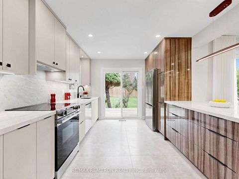 Photo 10 at 14 Lund Street, North Richvale, Richmond Hill