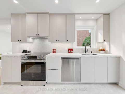 Photo 12 at 14 Lund Street, North Richvale, Richmond Hill