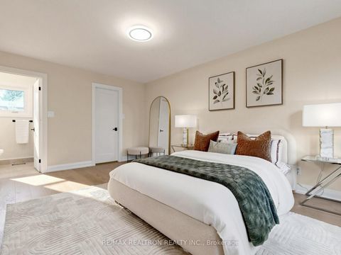 Photo 23 at 14 Lund Street, North Richvale, Richmond Hill
