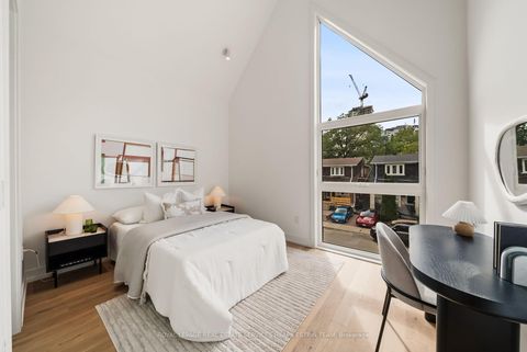 Photo 25 at 31 Taunton Road, Mount Pleasant East, Toronto