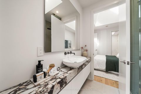 Photo 34 at 31 Taunton Road, Mount Pleasant East, Toronto