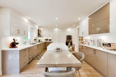 Photo 14 at 17 Cynthia Crescent, Oak Ridges, Richmond Hill