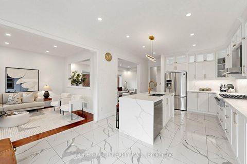 Photo 4 at 87 Serene Way, Patterson, Vaughan
