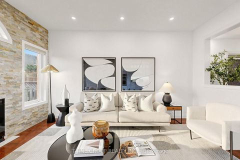 Photo 8 at 87 Serene Way, Patterson, Vaughan