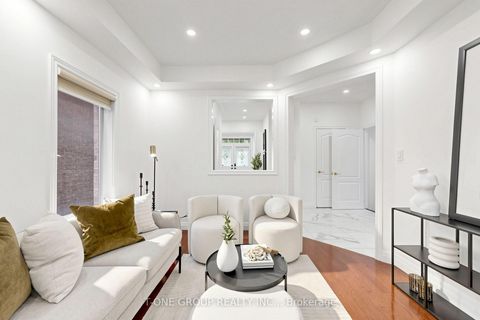 Photo 10 at 87 Serene Way, Patterson, Vaughan