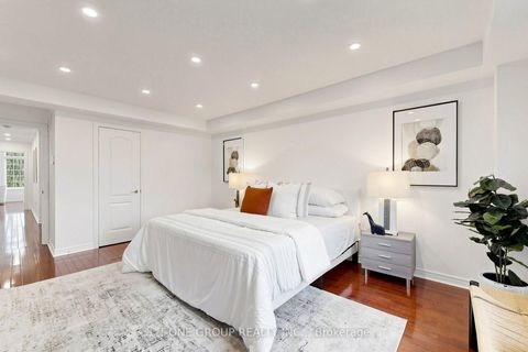 Photo 21 at 87 Serene Way, Patterson, Vaughan