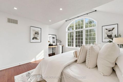 Photo 28 at 87 Serene Way, Patterson, Vaughan
