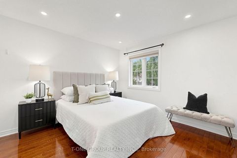 Photo 30 at 87 Serene Way, Patterson, Vaughan