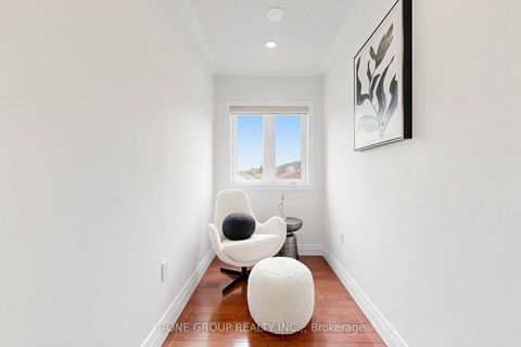 Photo 37 at 87 Serene Way, Patterson, Vaughan