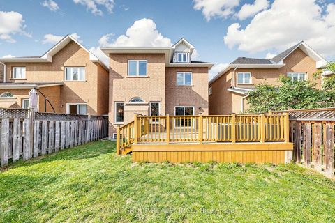 Photo 44 at 87 Serene Way, Patterson, Vaughan