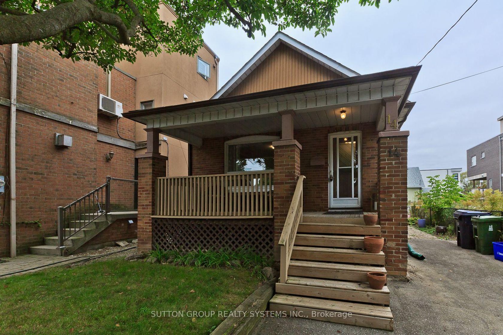 14 Lake Shore Drive, New Toronto, Toronto 
