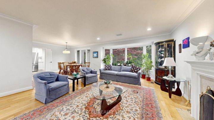 Photo 3 at 131 Burbank Drive, Bayview Village, Toronto