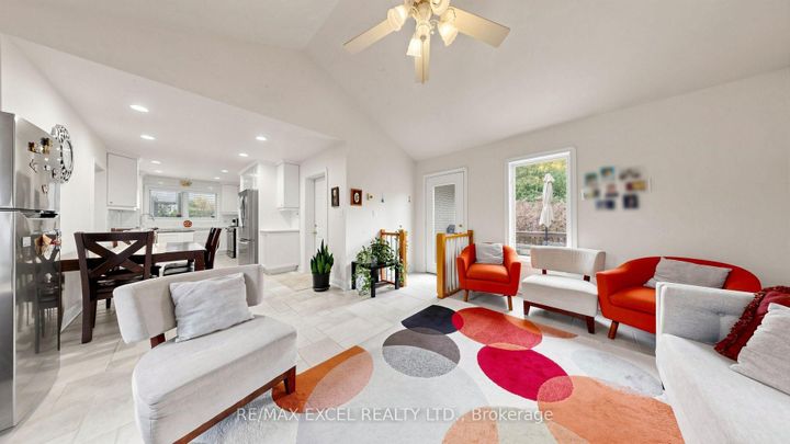 Photo 12 at 131 Burbank Drive, Bayview Village, Toronto