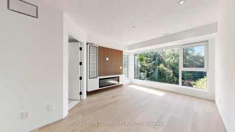 Photo 16 at 2970B Bayview Avenue, Willowdale East, Toronto