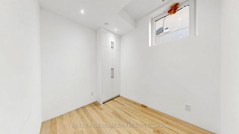 Photo 35 at 2970B Bayview Avenue, Willowdale East, Toronto