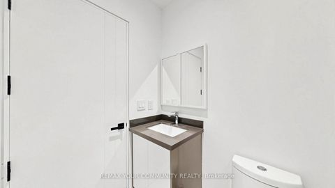 Photo 38 at 2970B Bayview Avenue, Willowdale East, Toronto