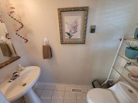 Photo 24 at 6 Echo Glen Road, Morningside, Toronto