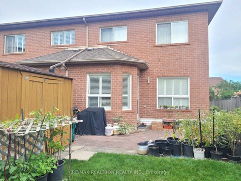 Photo 29 at 6 Echo Glen Road, Morningside, Toronto