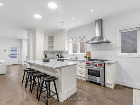Photo 5 at 4 Woodville Avenue, Broadview North, Toronto