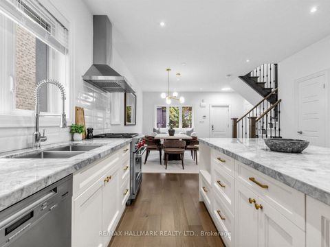 Photo 7 at 4 Woodville Avenue, Broadview North, Toronto