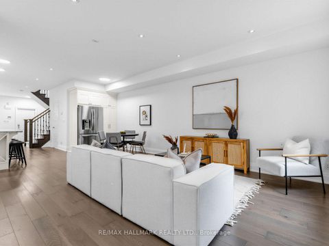 Photo 11 at 4 Woodville Avenue, Broadview North, Toronto