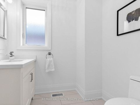 Photo 16 at 4 Woodville Avenue, Broadview North, Toronto