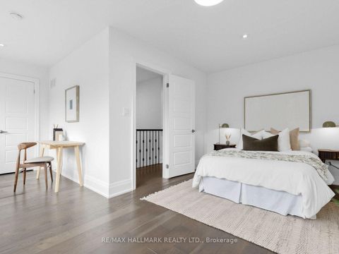 Photo 18 at 4 Woodville Avenue, Broadview North, Toronto