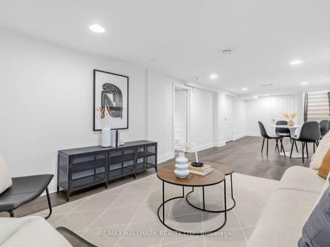 Photo 34 at 4 Woodville Avenue, Broadview North, Toronto
