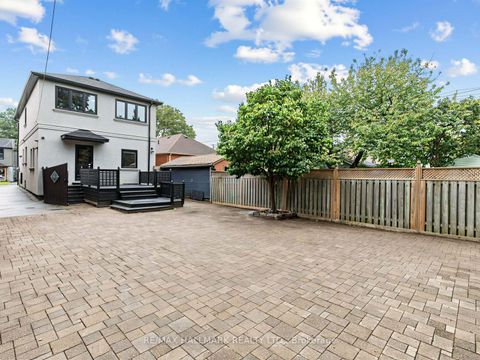 Photo 38 at 4 Woodville Avenue, Broadview North, Toronto