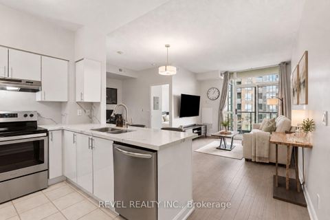 Photo 1 at 2001 - 231 Fort York Boulevard, Niagara, Toronto